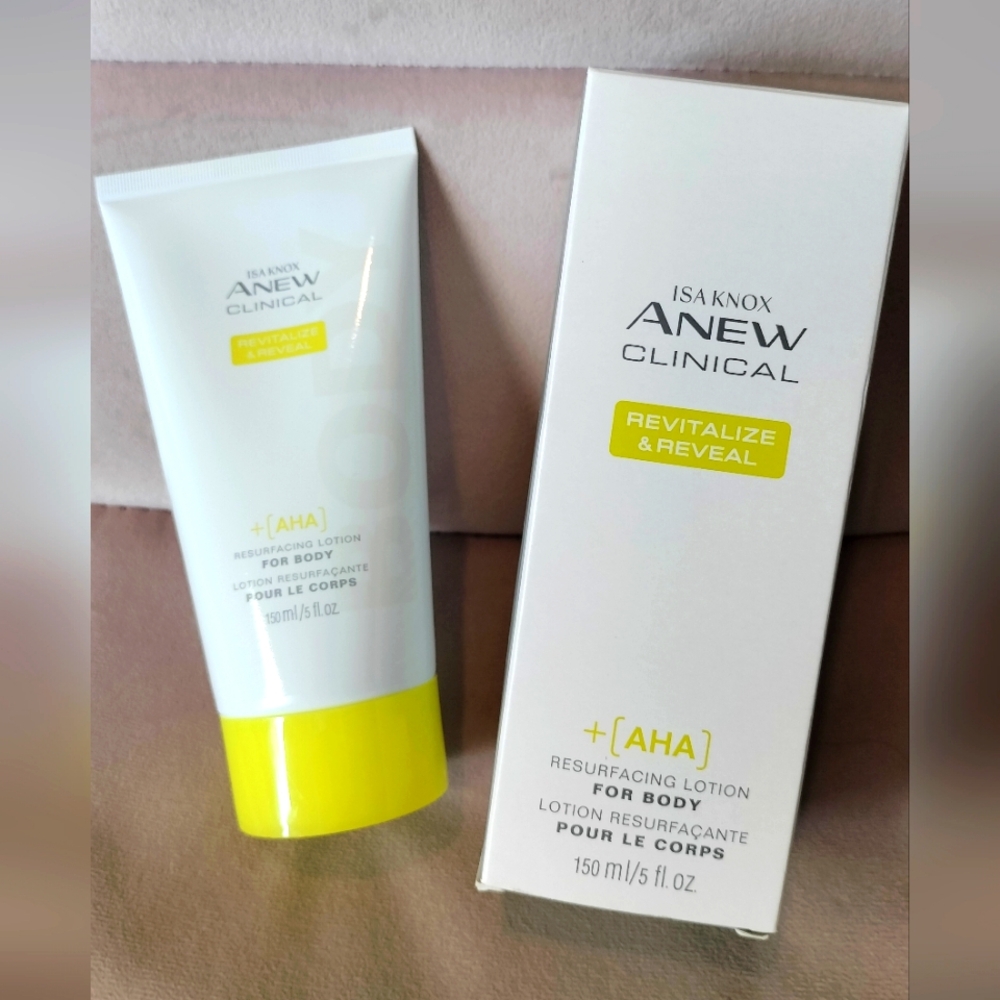Avon Isa Knox Anew Clinical Revitalize & Reveal Resurfacing Body Lotion
